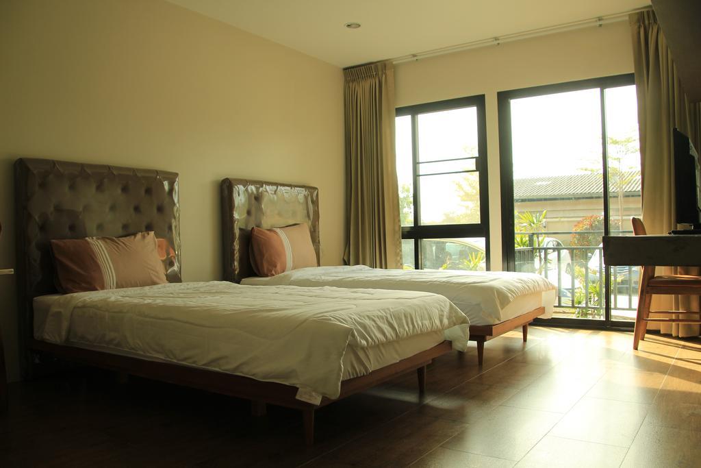 The Residence Thepkanjana Ban Khlong Krathum Baen Exteriér fotografie