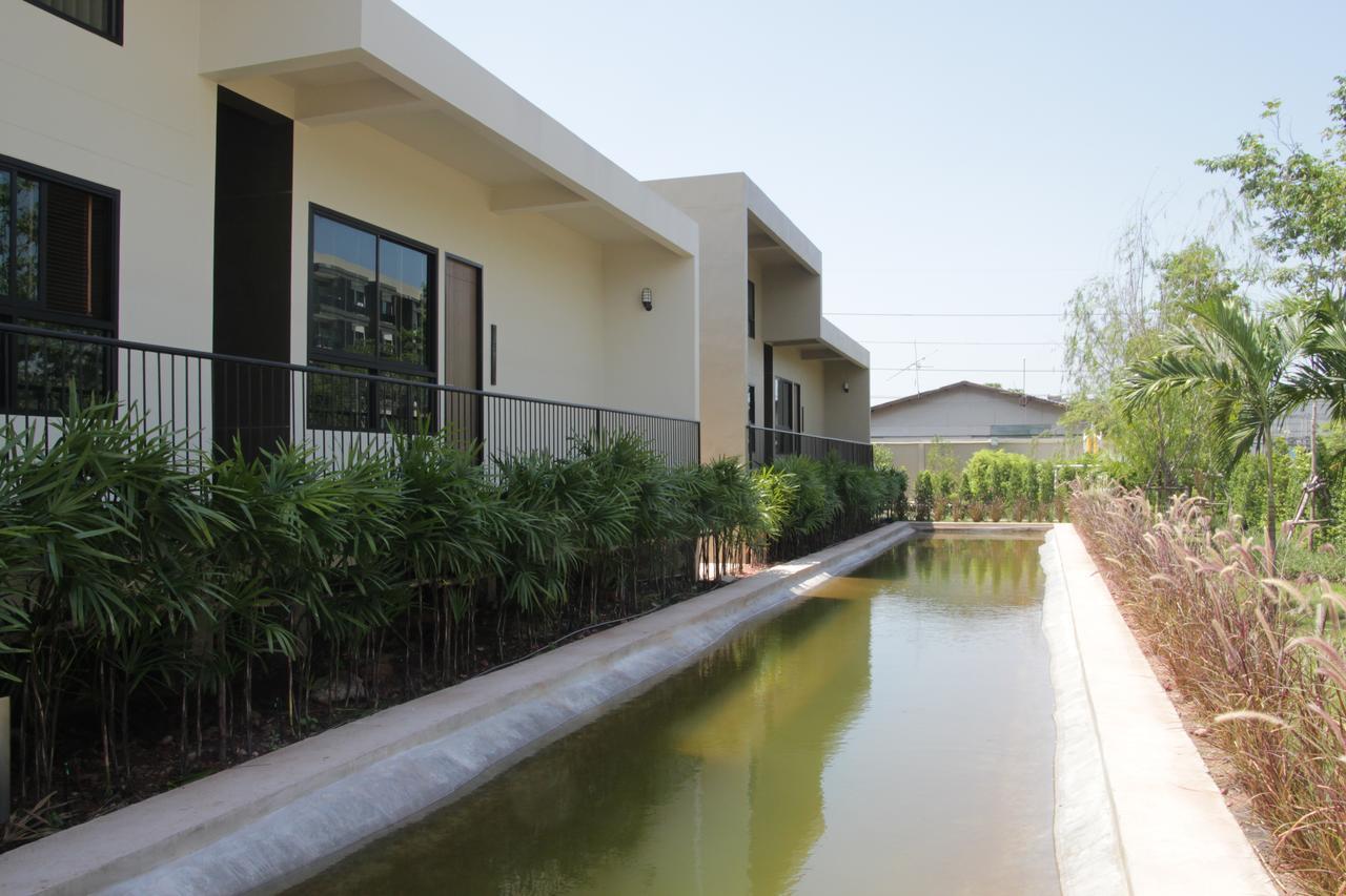 The Residence Thepkanjana Ban Khlong Krathum Baen Exteriér fotografie