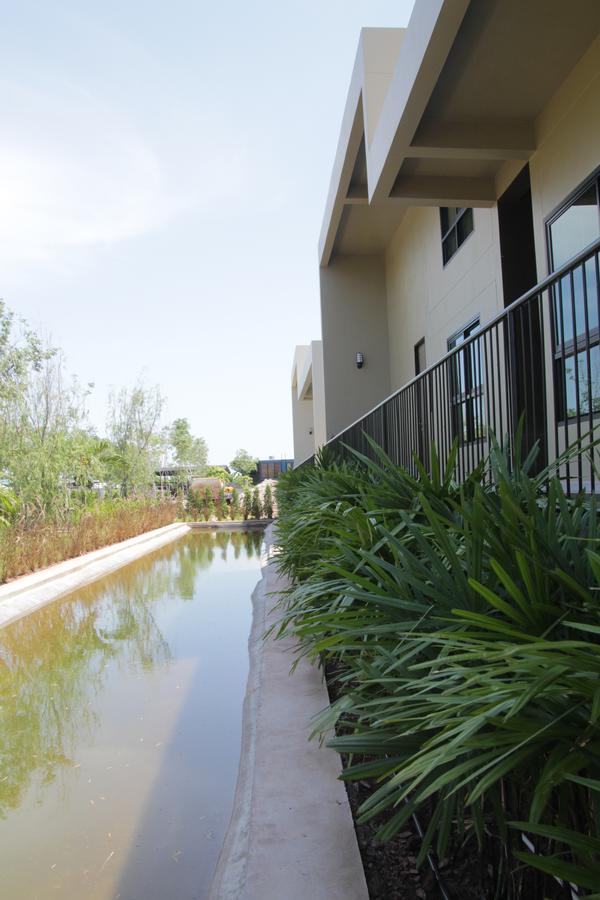 The Residence Thepkanjana Ban Khlong Krathum Baen Exteriér fotografie